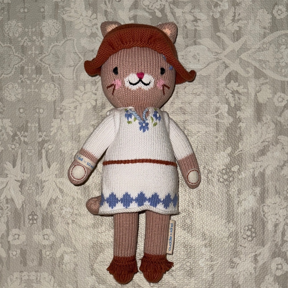 Cuddle + Kind Chelsea the Cat